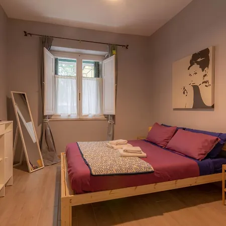 Domus Gianicolo 2b * Rzym